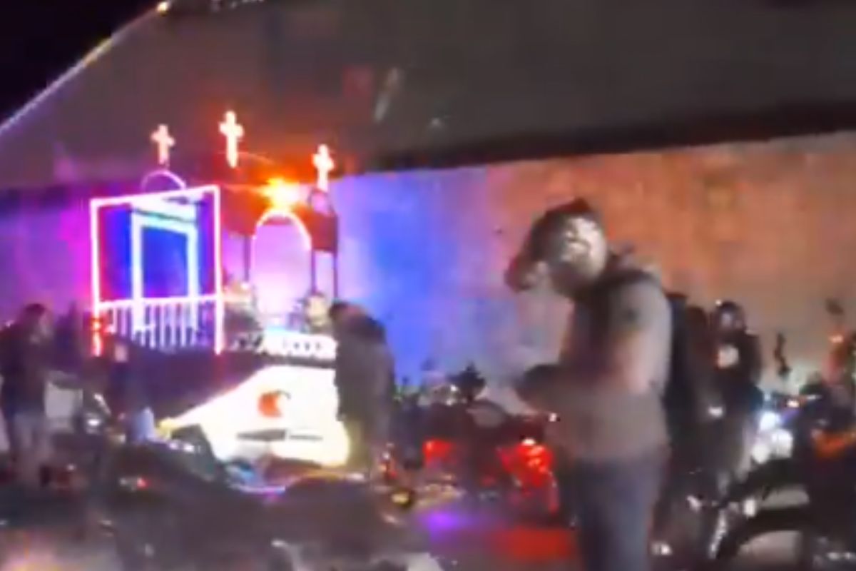 Camioneta embiste a peregrinos en la México-Puebla; hay 3 muertos y 8 heridos 1 Peregrinos atropellados en la México-Puebla