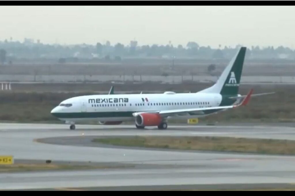 primer vuelo de mexicana de aviación aterriza en Mérida