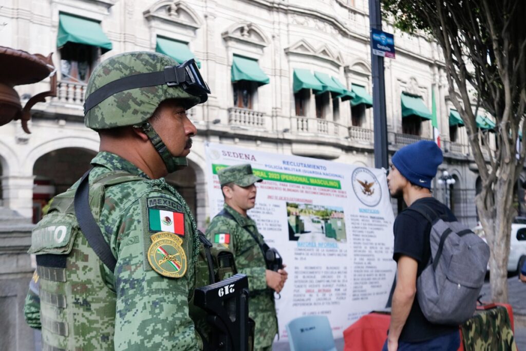 Llegan 300 elementos de la Sedena a Puebla