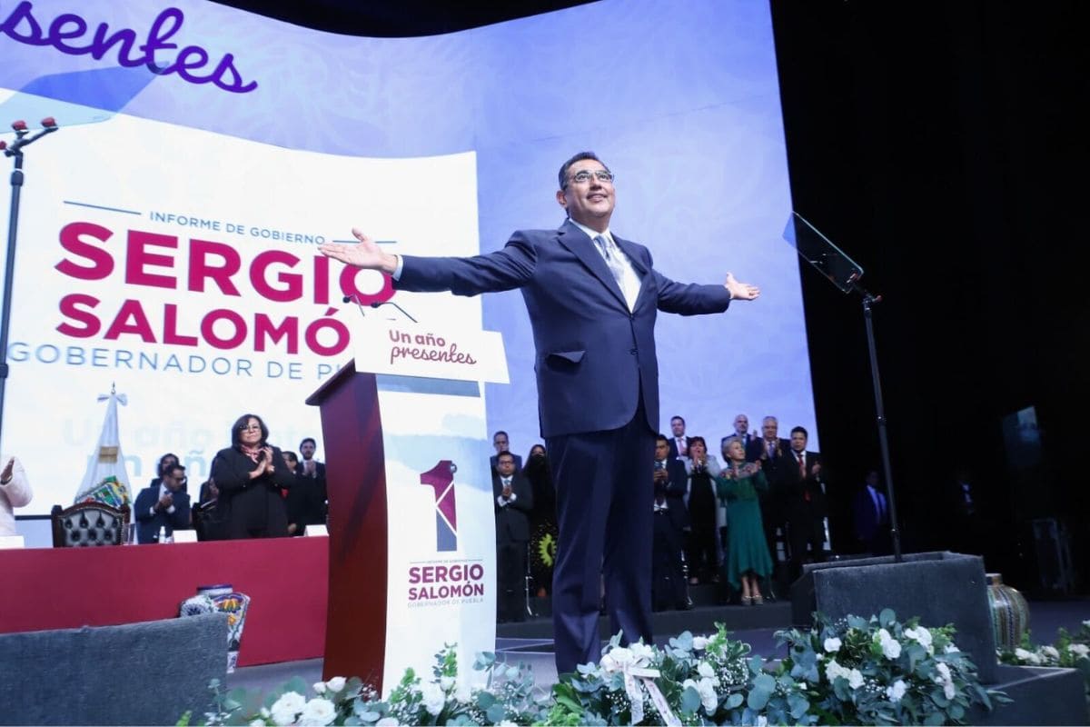 “En Puebla construimos como hermanos”: Sergio Salomón; convoca a trabajar sin divisiones partidistas 1 Sergio Salomón rinde su primer informe de gobierno