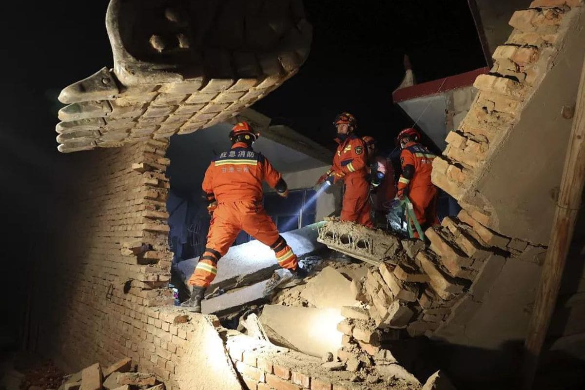 Terremoto en China ya suma más de 120 muertos; el más letal en 9 años 1 terremoto en China suma más de 120 muertos