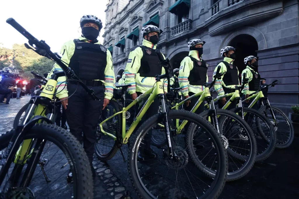 Adan Dominguez Entrega de Patrullas Moto patrullas y Bicipatrullas 8