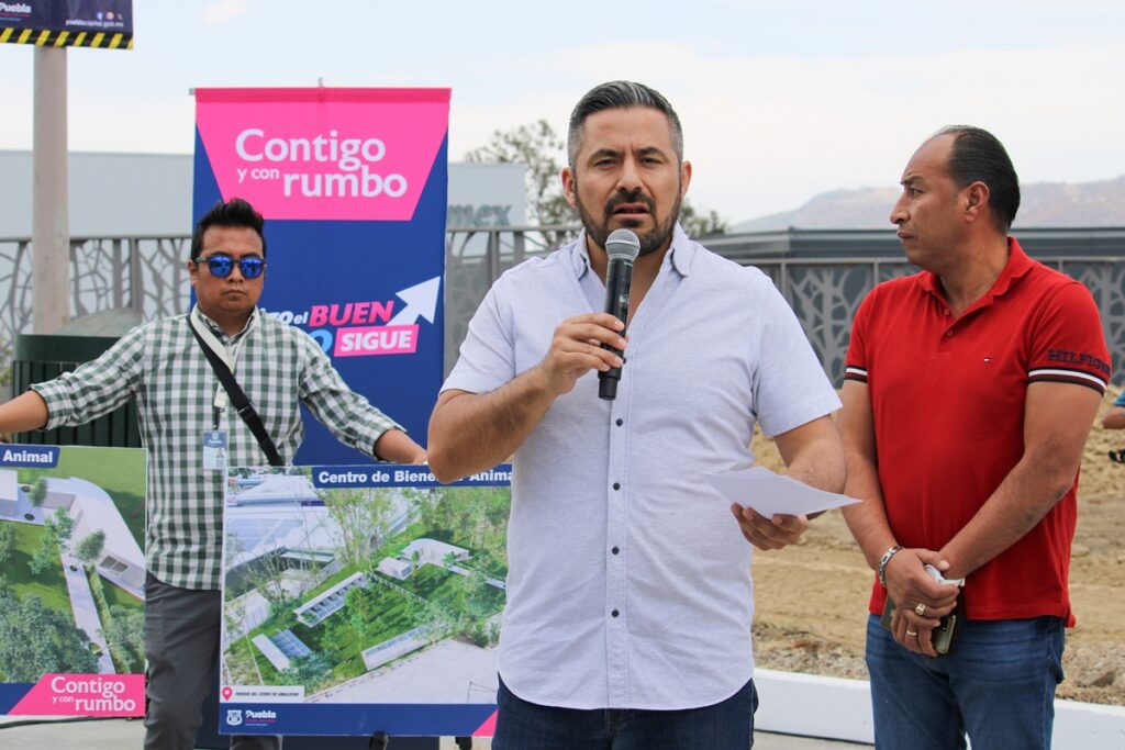 Adán Domínguez a ambulantes del CH