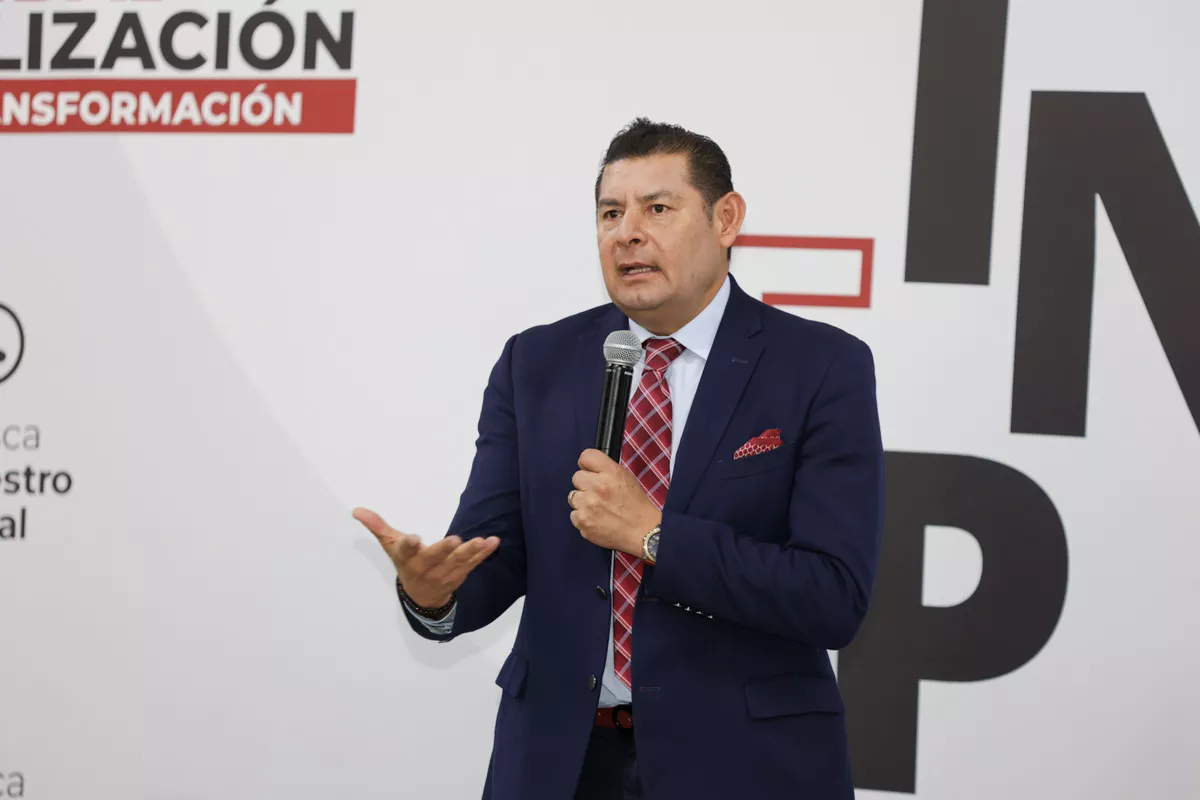 Armenta encabeza capacitación a aspirantes de Morena