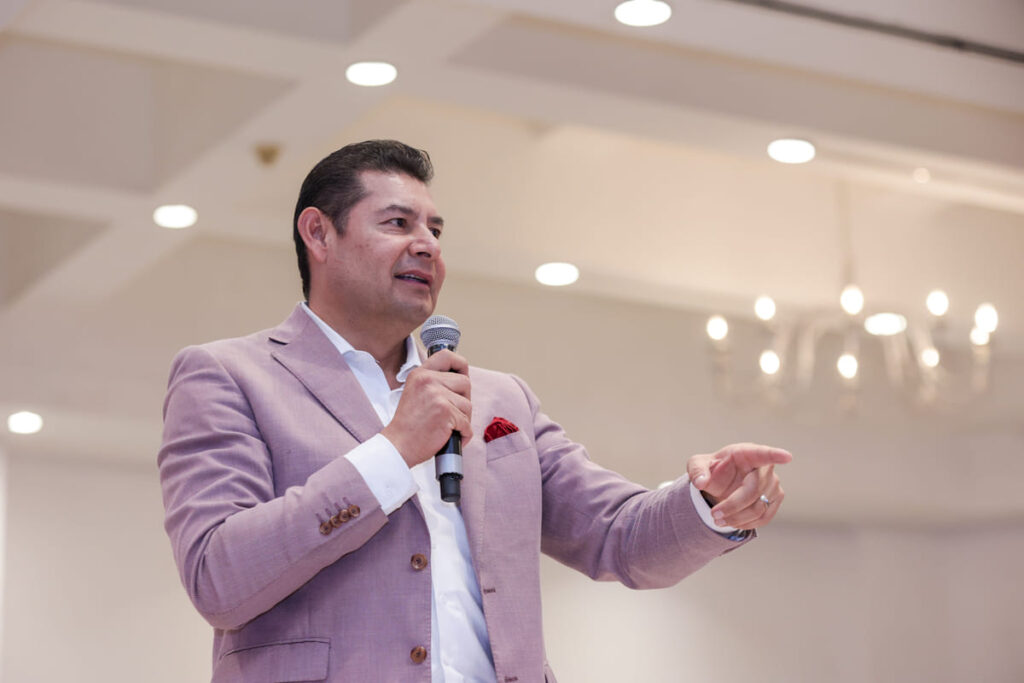 Alejandro Armenta niega ruptura en Morena