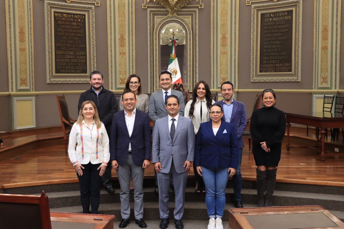 Ante Comisión del Congreso del Estado comparece el titular de la Secretaría de la Función Pública 1 Ante Comisión del Congreso del Estado comparece el titular de la Secretaría de la Función Pública