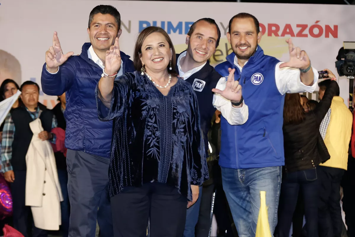 “Vamos a arrasar a Morena”: Lalo Rivera y Mario Riestra en su cierre de precampaña 1 Eduardo Rivera cierre de precampana Xochitl Galvez Mario Riestra 13