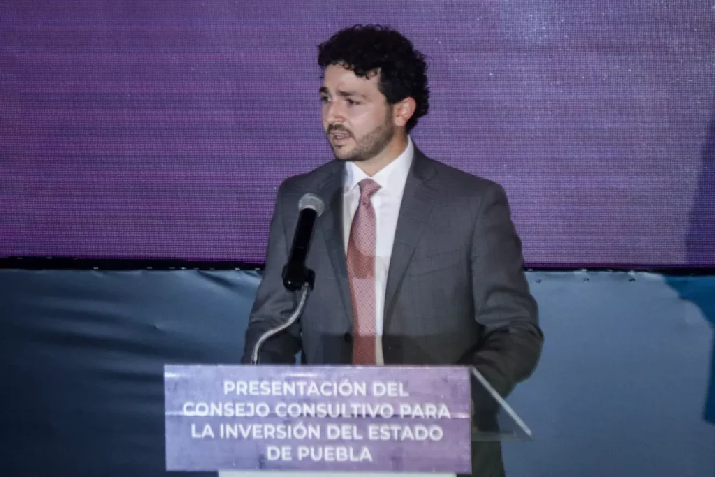 Gobernador de Puebla Sergio Salomon Presentacion Invest In Puebla