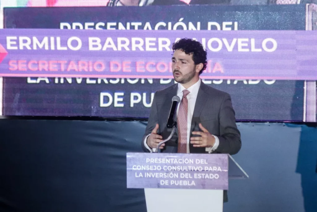 Gobernador de Puebla Sergio Salomon Presentacion Invest In Puebla 2