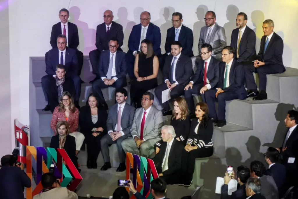 Gobernador de Puebla Sergio Salomon Presentacion Invest In Puebla 3