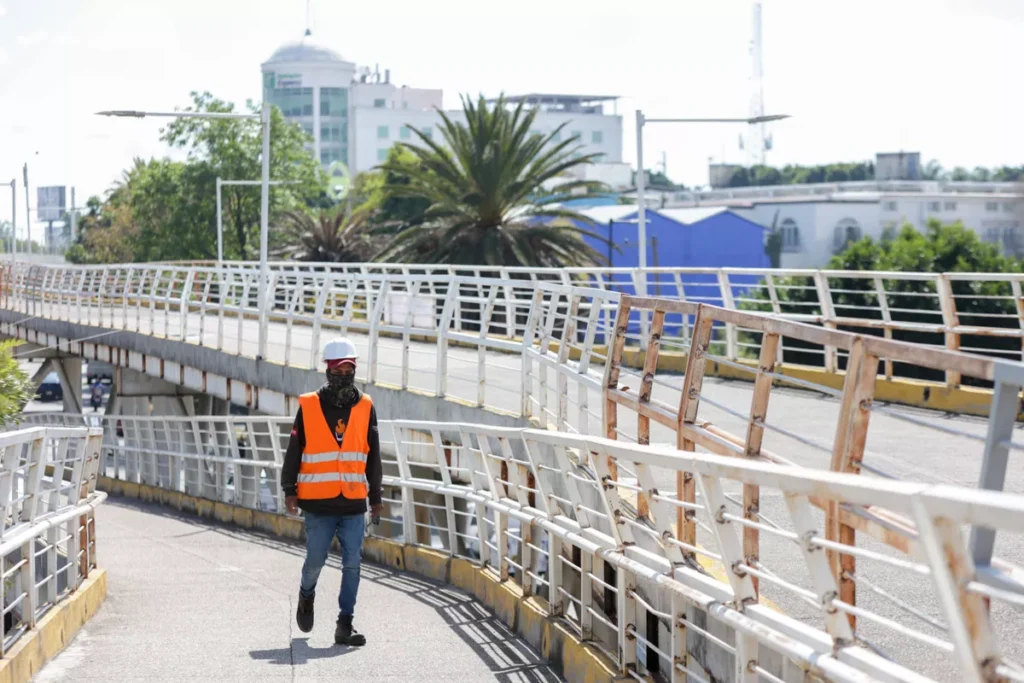 Gobernador de Puebla Sergio Salomon Rehabilitacion Ciclovia