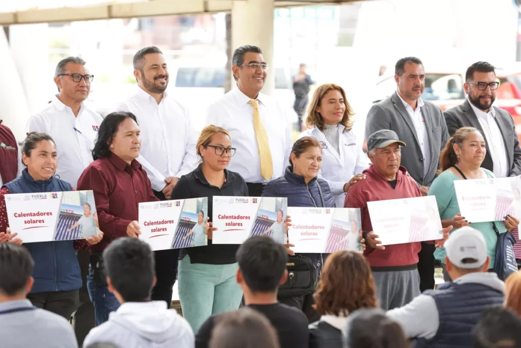 Gobernador de Puebla Sergio Salomon Rehabilitacion Ciclovia 2