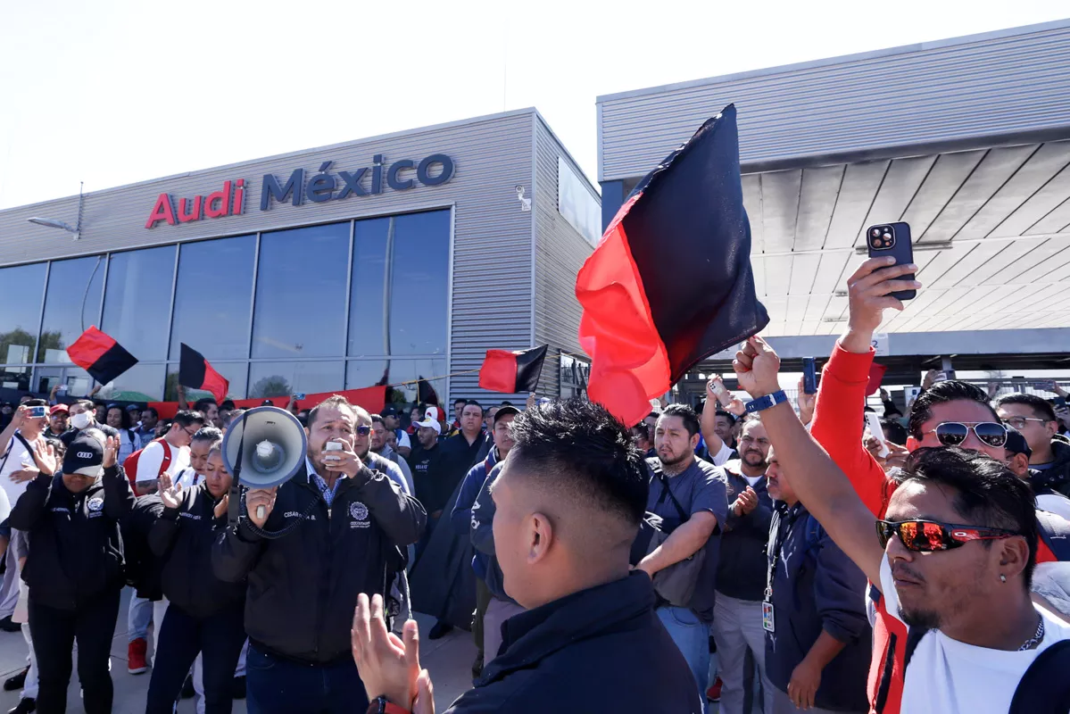 Pide presidente de Audi aceptar aumento salarial de 6.5% para no despedir trabajadores 1 Huelga planta armadora AUDI Puebla 15