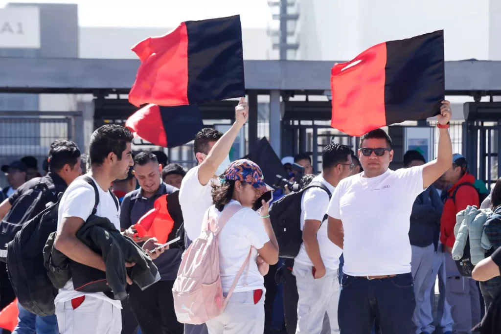 Huelga planta armadora AUDI Puebla 19