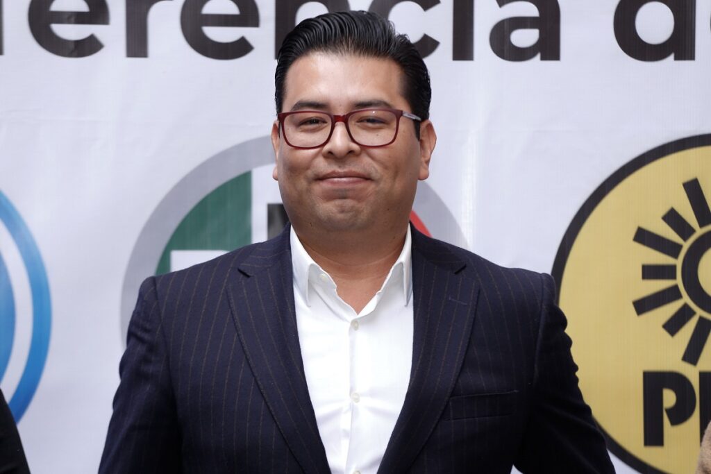 Néstor Camarillo candidatura al Senado