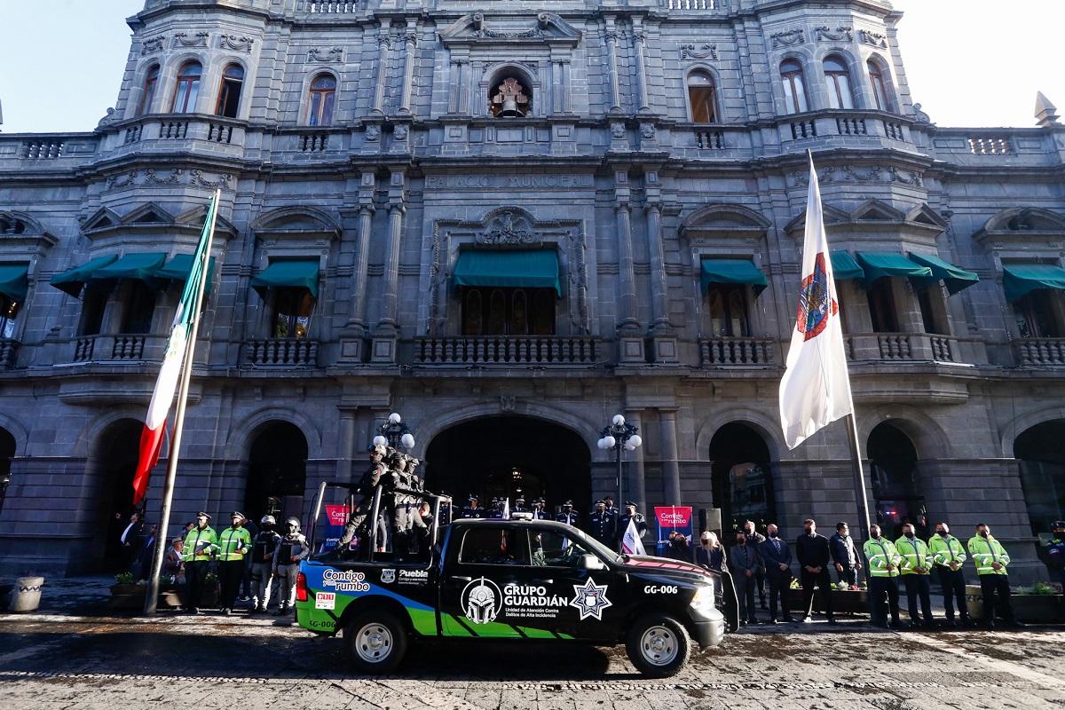 Ayuntamiento de Puebla invierte 31.6 millones de pesos para adquirir 69 patrullas 1 SSC tendra 30 nuevas bici patrullas para acudir a llamados de emergencia 6