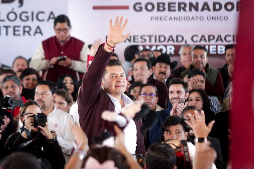 alejandro armenta cierre de precampana 4