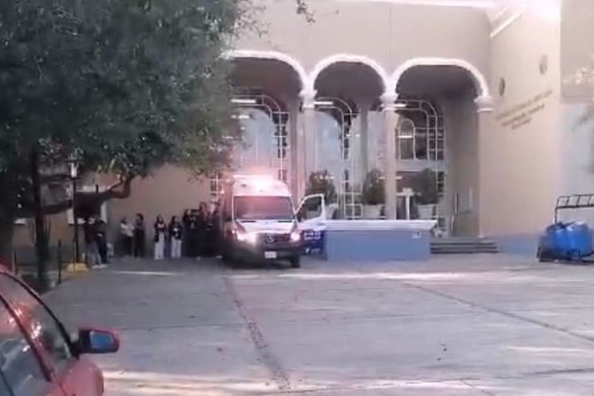 Apuñalan dentro de aula a alumna del CIDEB de la UANL en Monterrey 1 ataque en CIDEB Monterrey