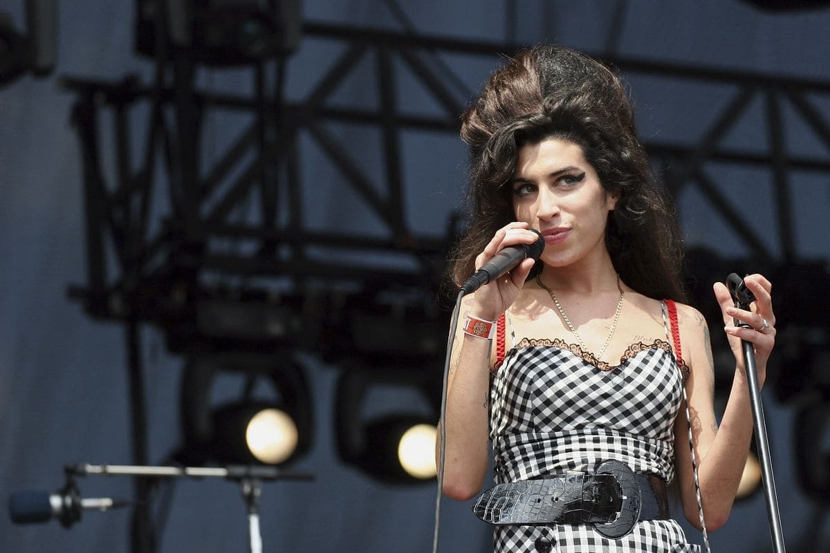 Back to Black: Lanzan tráiler de película biográfica de Amy Winehouse 1 película de Amy Winehouse