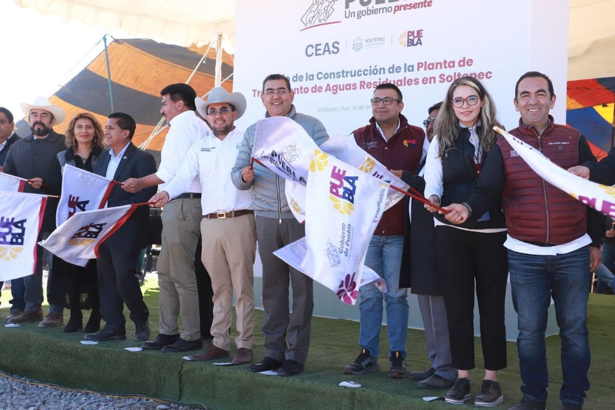 Con planta de tratamiento de aguas residuales, Gobierno Estatal garantiza salud pública en Soltepec 1 construcción de planta de aguas residuales en Soltepec