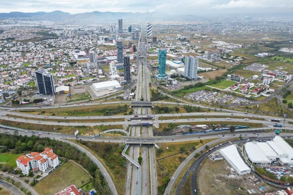 Durarán siete meses los trabajos de construcción del distribuidor vial Periférico Ecológico y Vía Atlixcáyotl