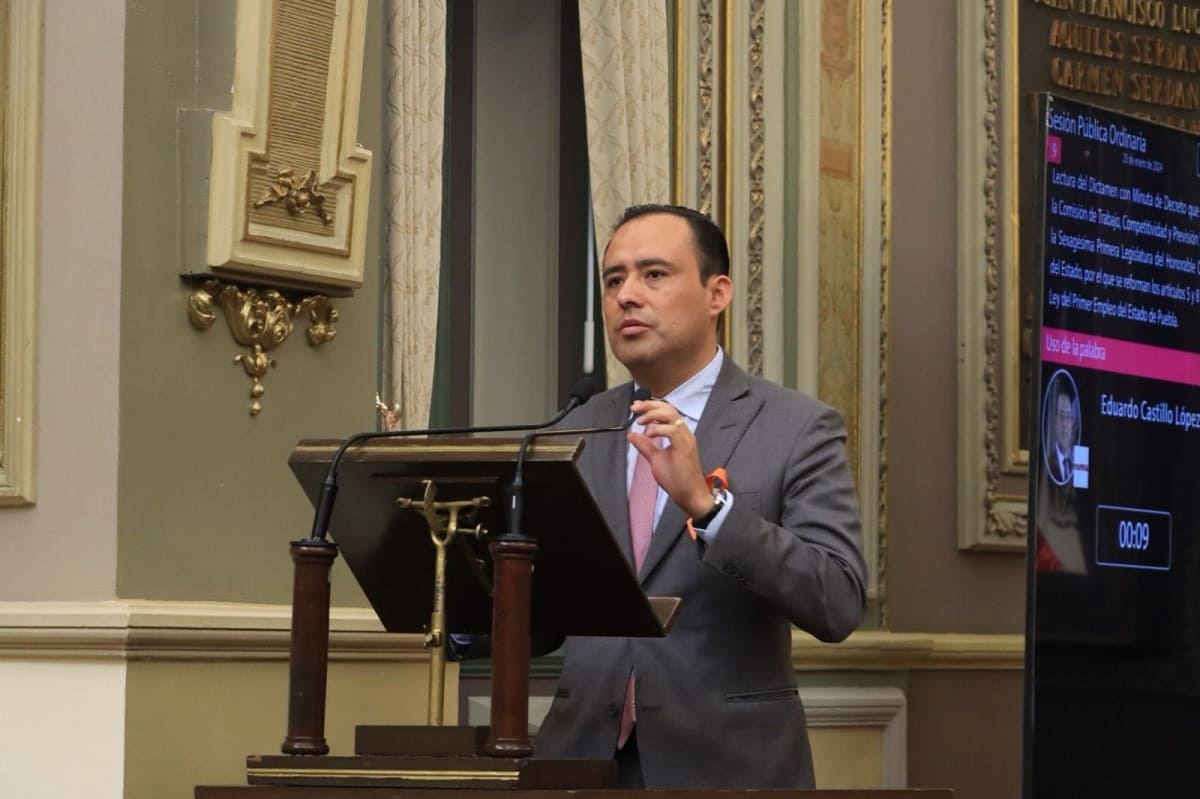 Avala Congreso de Puebla dictamen para que jóvenes accedan a su primer empleo en condiciones de igualdad 1 eduardo castillo presidente del congreso de Puebla