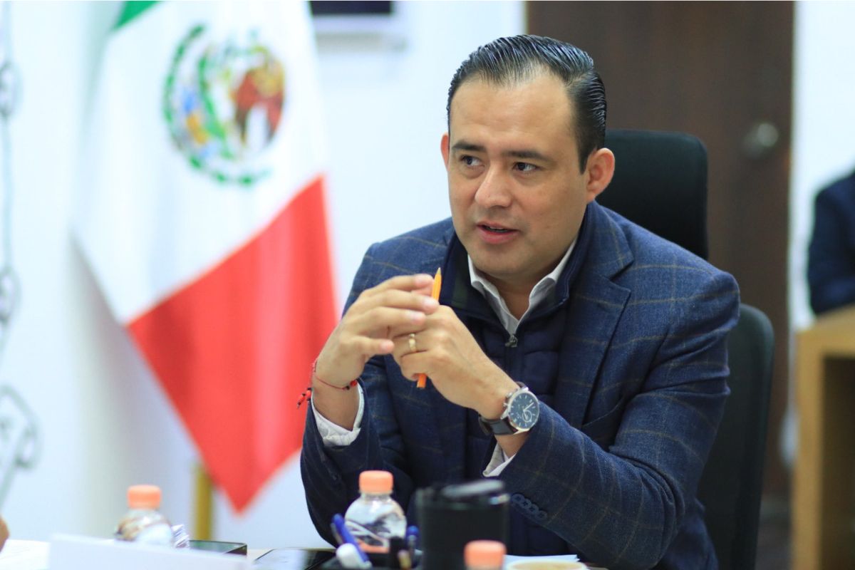 Presidente del Congreso llama a la cordura a Néstor Camarillo tras acusar amenazas a priistas para dejar partido 1 Néstor Camarillo denuncia amenazas PRI