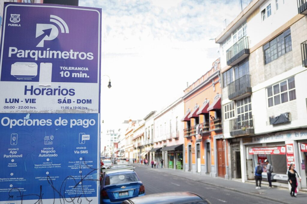 FOTOS: Reabre al público el Pasaje Histórico 5 de Mayo 5 Alcalde de Puebla descarta parquímetros en zona de Upaep