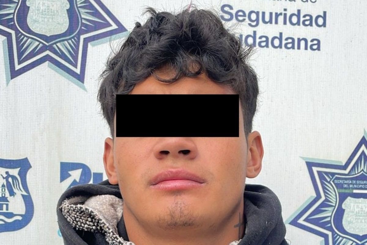 Un hombre es detenido por la Policía Municipal de Puebla cuando robaba una escuela 1 Policía Municipal detiene a ratero de escuelas