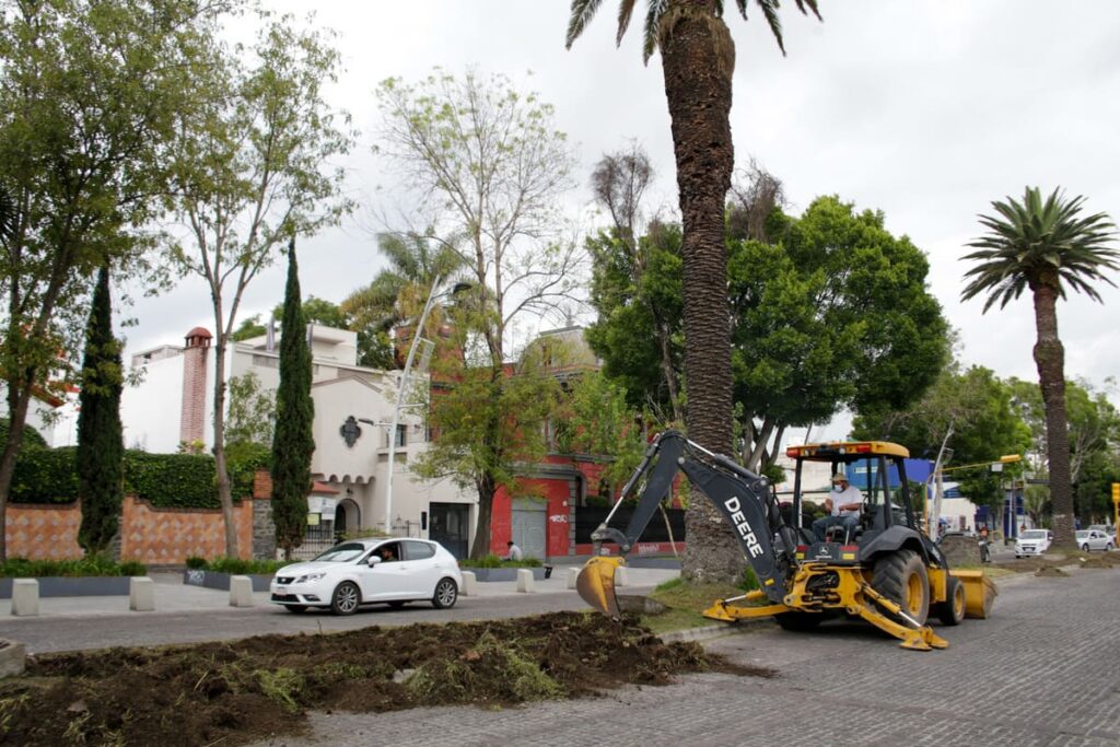 reducción de carriles en la Avenida Juárez