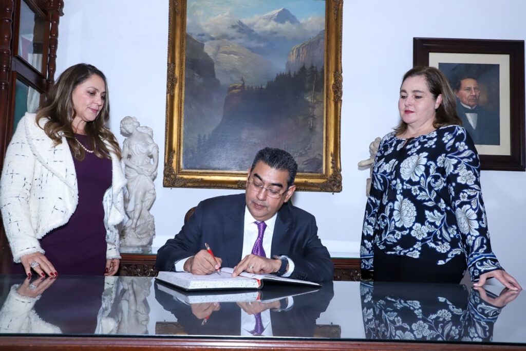 Reforma a la ley del notariado de Puebla