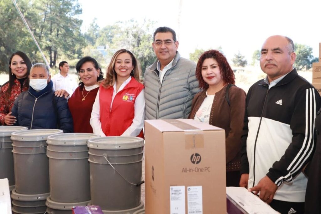 Sergio Salomón carretera Tlahuapan