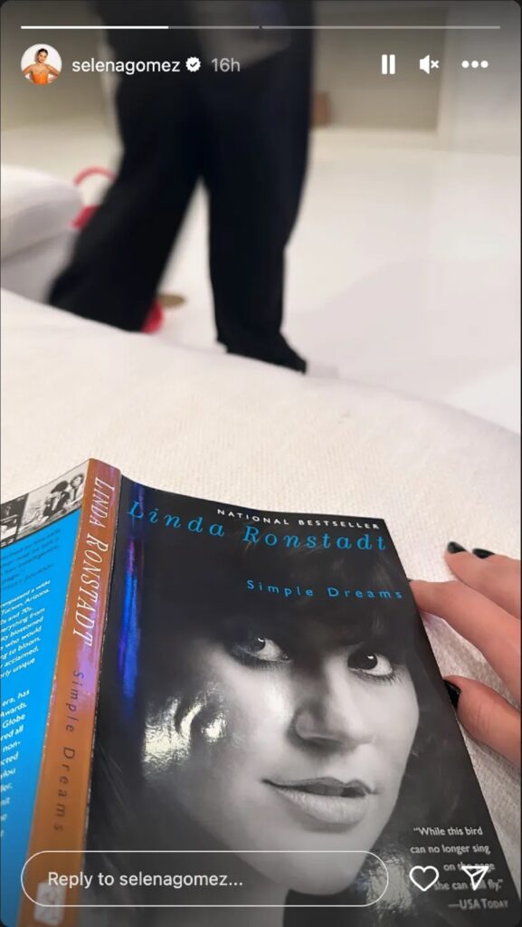 selena gomez historia ig libro