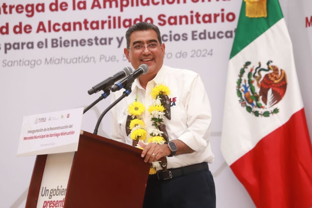 Sergio Salomón rehabilita mercado municipal