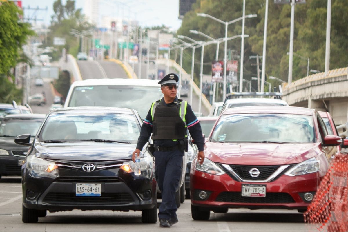 Suspenden a policías municipales de Puebla por pedir ‘mordida’ de 6 mil pesos 1 suspenden a policías municipales de Puebla por pedir mordida