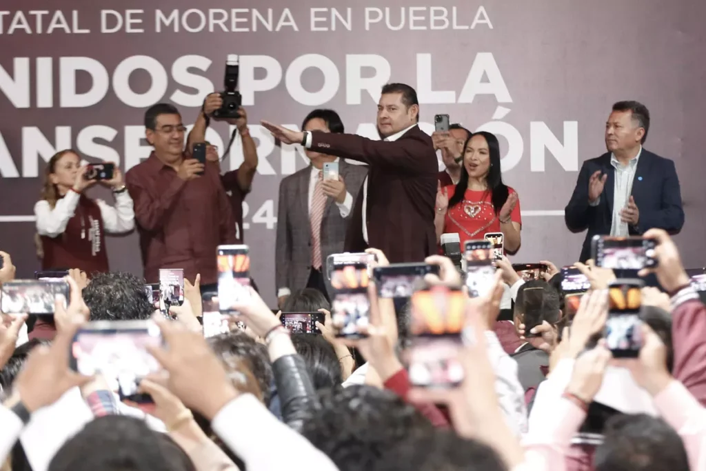 Alejandro Armenta candidato a la gubernatura de Puebla MORENA 8