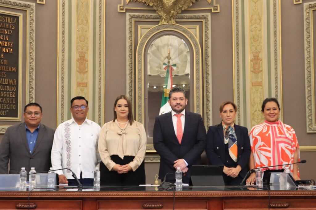 Comparece titular de la Secretaría de Turismo ante el Pleno del Congreso del Estado
