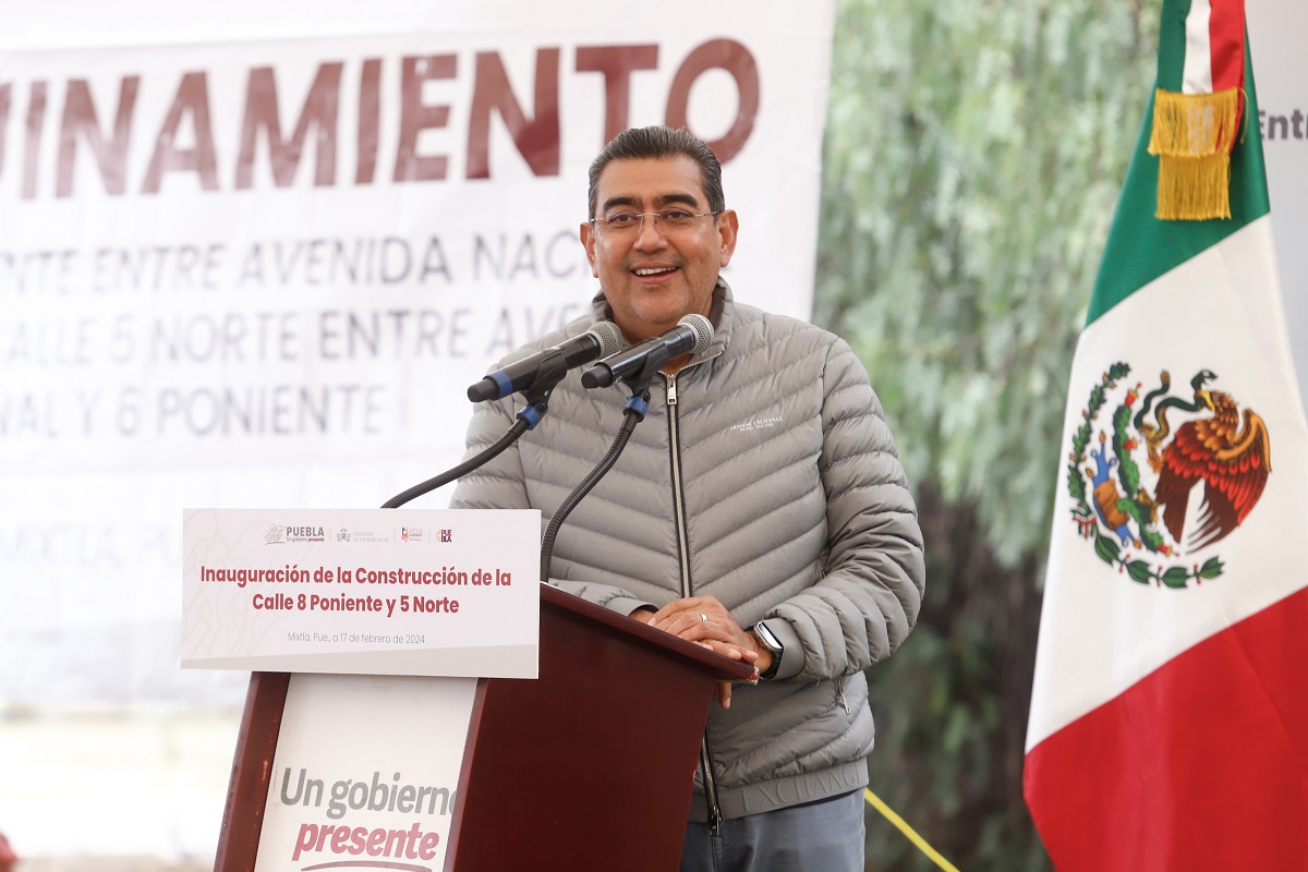 Inaugura el gobernador Sergio Salomón en Mixtla obra por 7.2 mdp 1