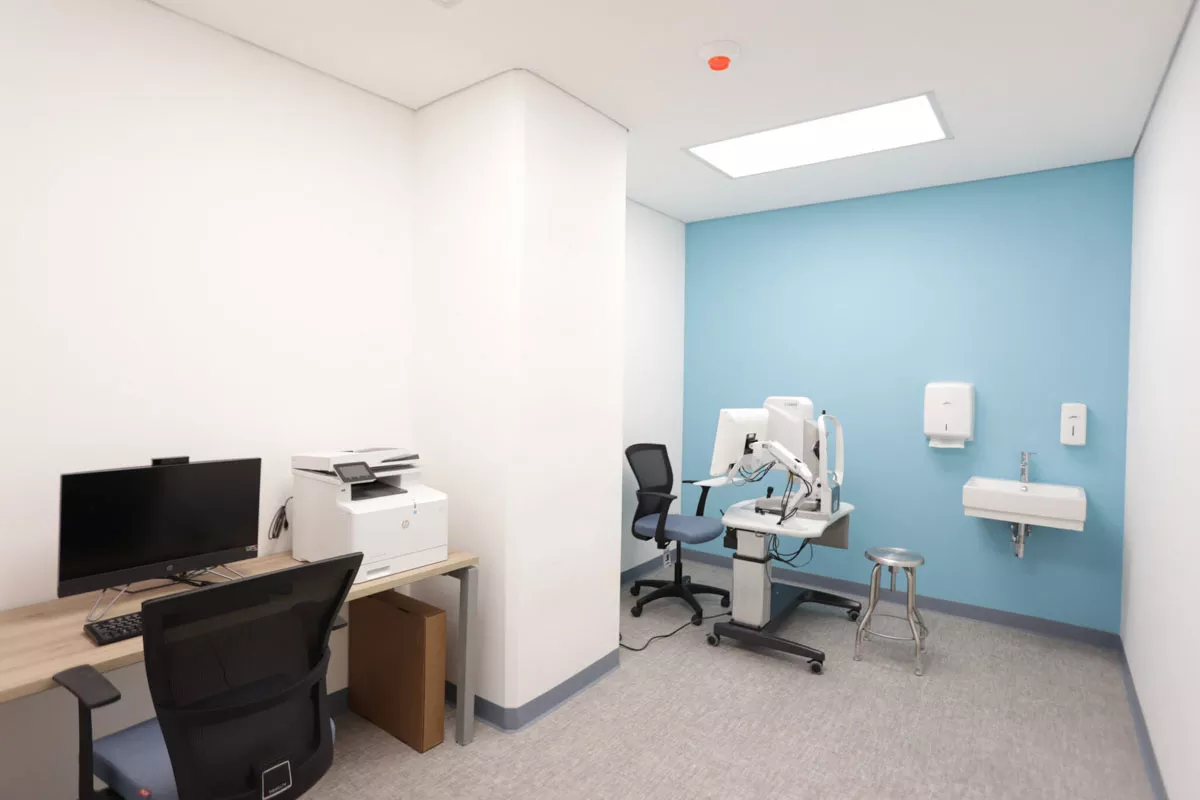 Gobernador de Puebla Sergio Salomon Zoe Robledo imss Unidad de Oftalmologia 12