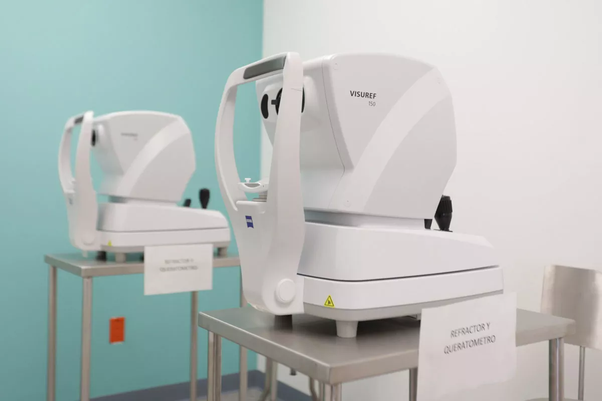 Gobernador de Puebla Sergio Salomon Zoe Robledo imss Unidad de Oftalmologia 13