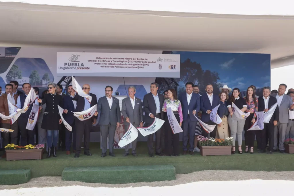 IPN Puebla Primera Piedra gobernador de puebla Sergio Salomon 7