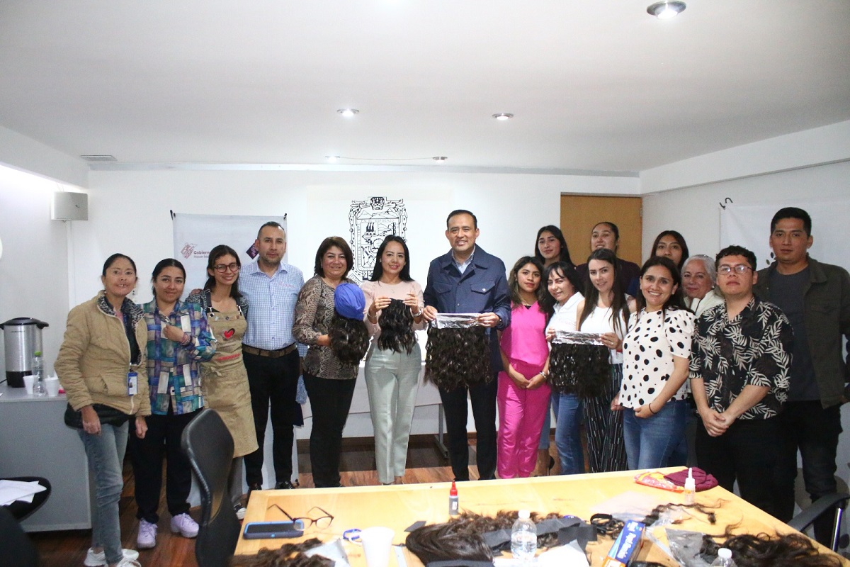 Realiza Voluntariado del Congreso taller de capacitación para la creación de cortinas oncológicas 1 Realiza Voluntariado del Congreso taller de capacitación para la creación de cortinas oncológicas