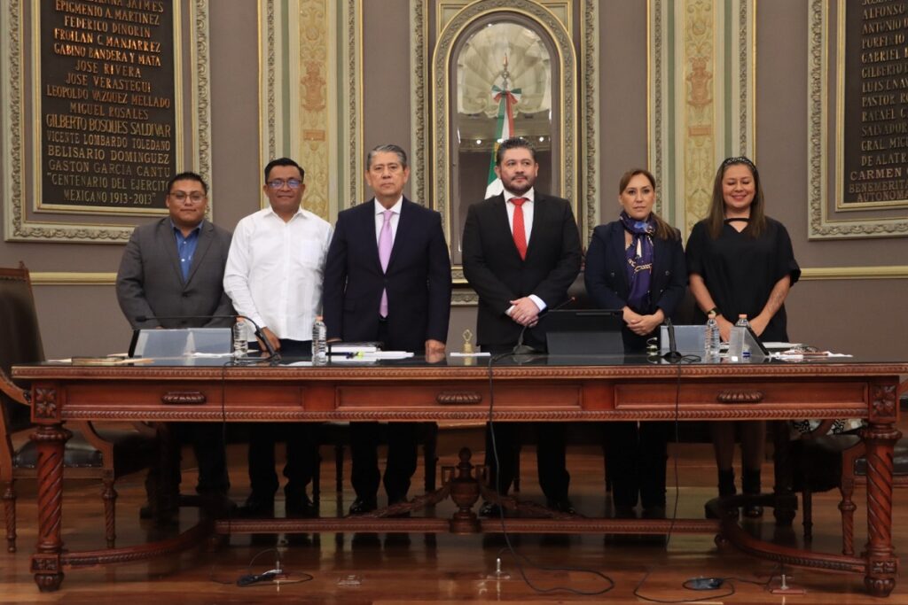 Titular de la Fiscalía General del Estado comparece ante el Pleno de la LXI Legislatura