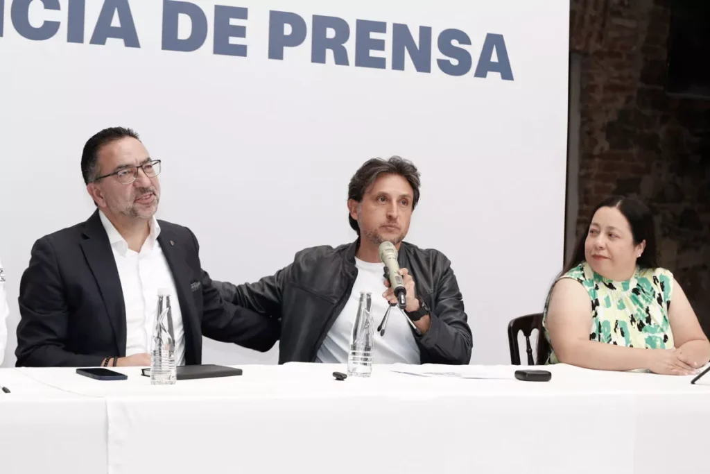 JJ y Lozano se olvidan del “ay mi mano”: presumen cercanía en el PRIAN 9 Voceros Alianza Mejor Rumbo para Puebla javier lozano jose juan 3