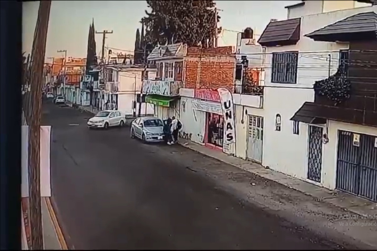 VIDEO: Ocurren tres asaltos en menos de dos minutos en una calle de Puebla 1 bachillerato cenhch