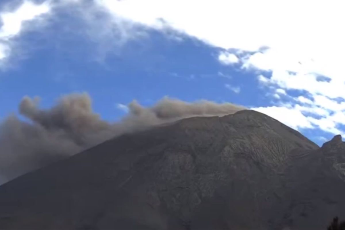 Por actividad del volcán Popocatépetl, Puebla registra caída de ceniza 1 caída de ceniza en Puebla
