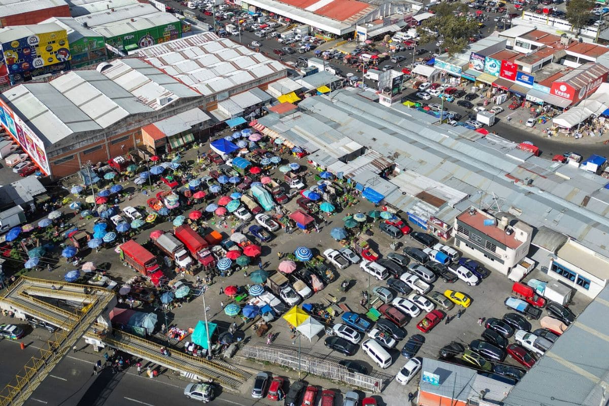 Accesos como en plazas comerciales y parquímetros, los cambios en la Central de Abasto 1 se analiza controlar accesos en Central de Abasto