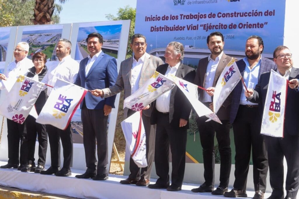 Sergio Salomón inagura obras Distribuidor Ejército de Oriente
