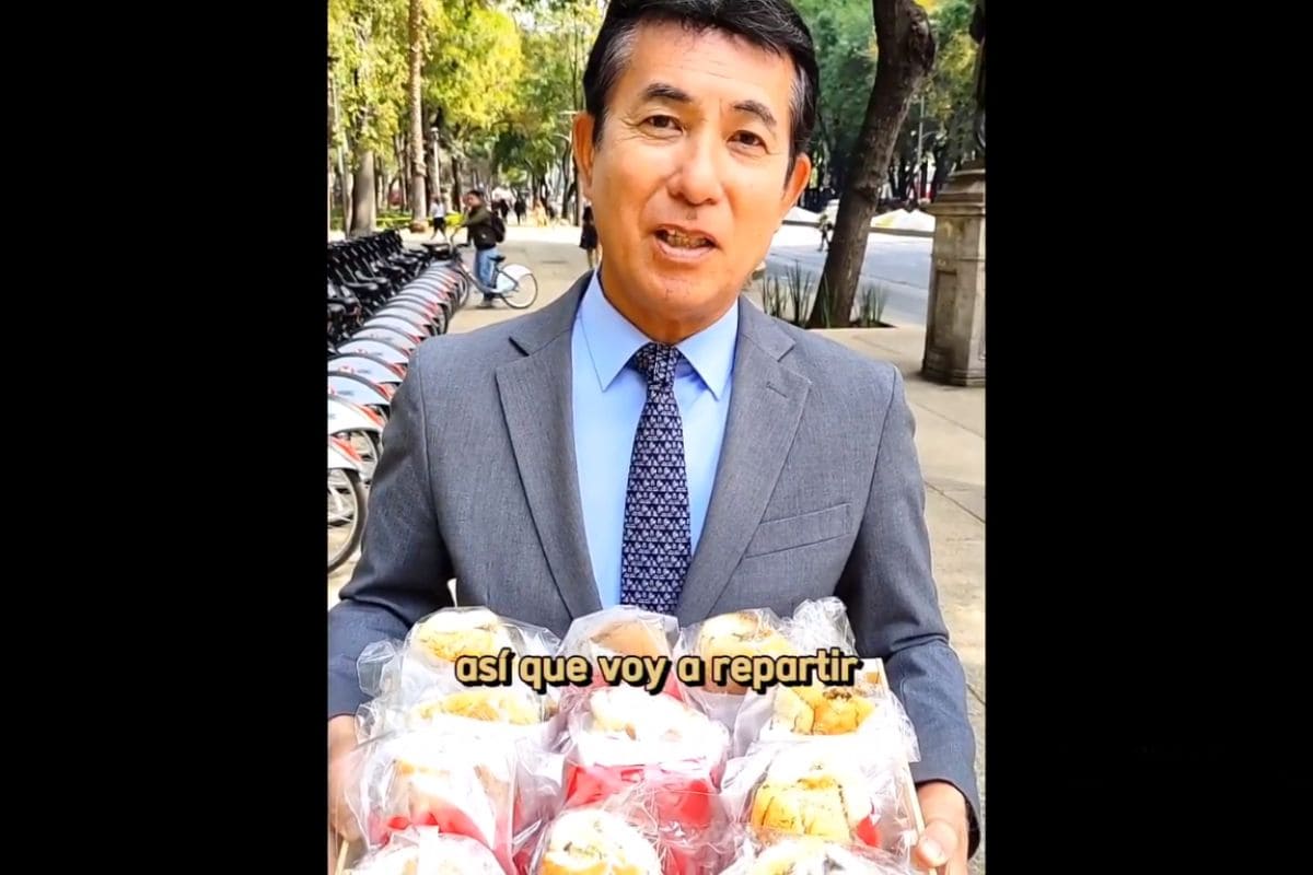 VIDEO: embajador de Japón en México regala tamales en Paseo de la Reforma por el 2 de febrero 1 embajador de Japón regala tortas