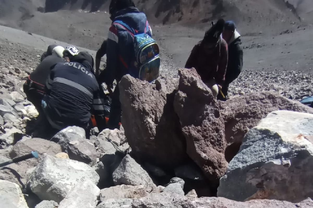 Encuentran cuerpo del último alpinista perdido en el Pico de Orizaba 5 encuentran al ultimo alpinista perdido en el pico de orizaba